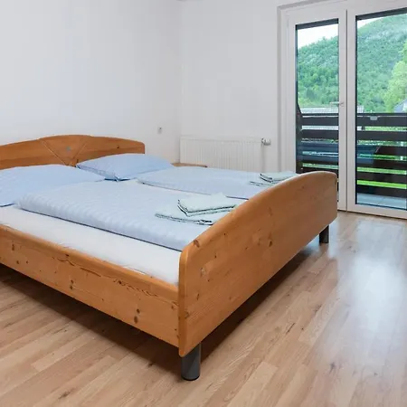 Znidar * ボーヒニ